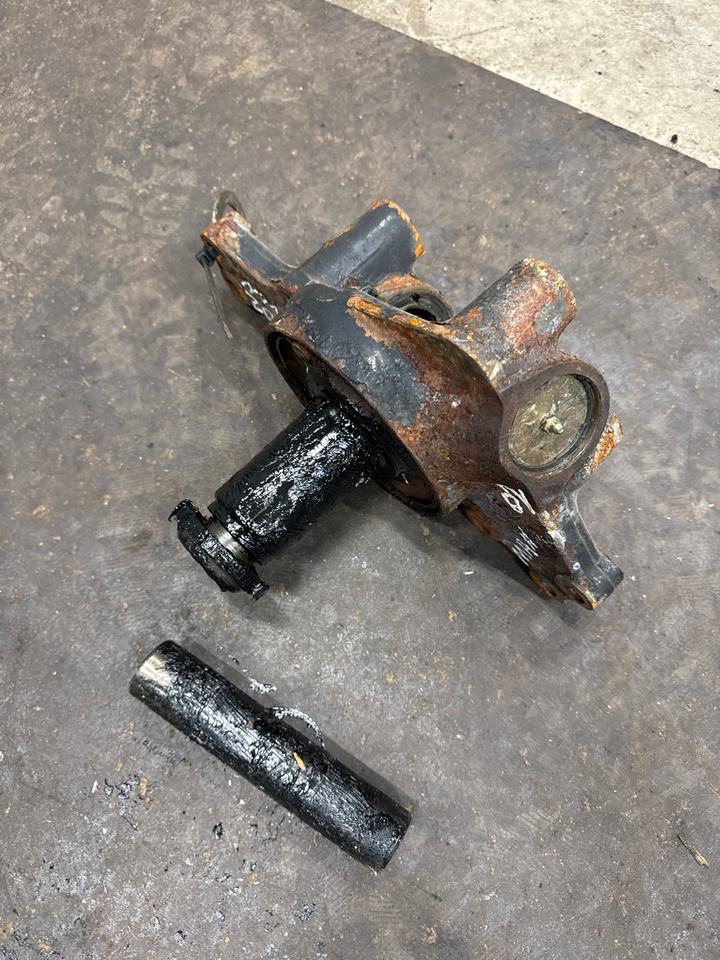 MAN STEERING KNUCKLE RIGHT 81.44201-6284 - Casetă de direcție pentru Camion: Foto 2 MAN STEERING KNUCKLE RIGHT 81.44201-6284 - Casetă de direcție pentru Camion: Foto 2