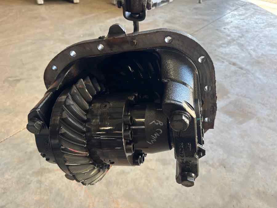 VOLVO DIFF RSH1370F - 3.46 // 22014363 - Diferențial pentru Camion: Foto 2 VOLVO DIFF RSH1370F - 3.46 // 22014363 - Diferențial pentru Camion: Foto 2