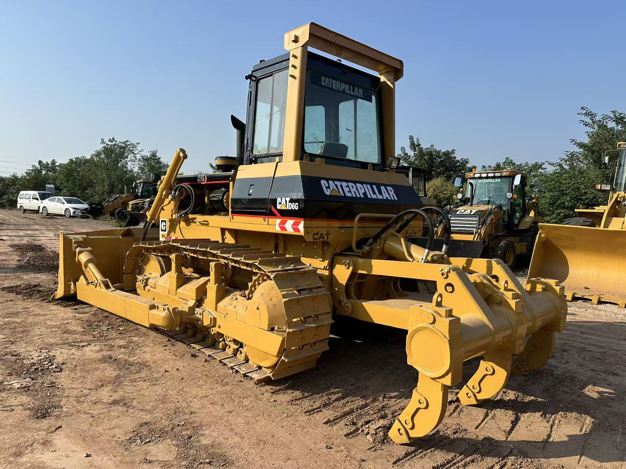 CAT D6G - Buldozer: Foto 5 CAT D6G - Buldozer: Foto 5