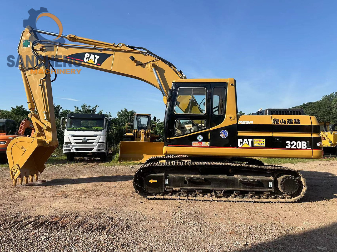 CATERPILLAR 320BL - Excavator pe şenile: Foto 4 CATERPILLAR 320BL - Excavator pe şenile: Foto 4