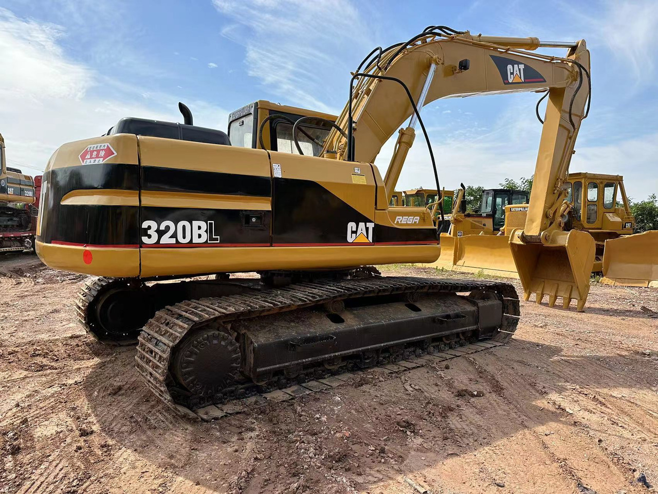 CATERPILLAR 320BL excavator - Excavator: Foto 1 CATERPILLAR 320BL excavator - Excavator: Foto 1