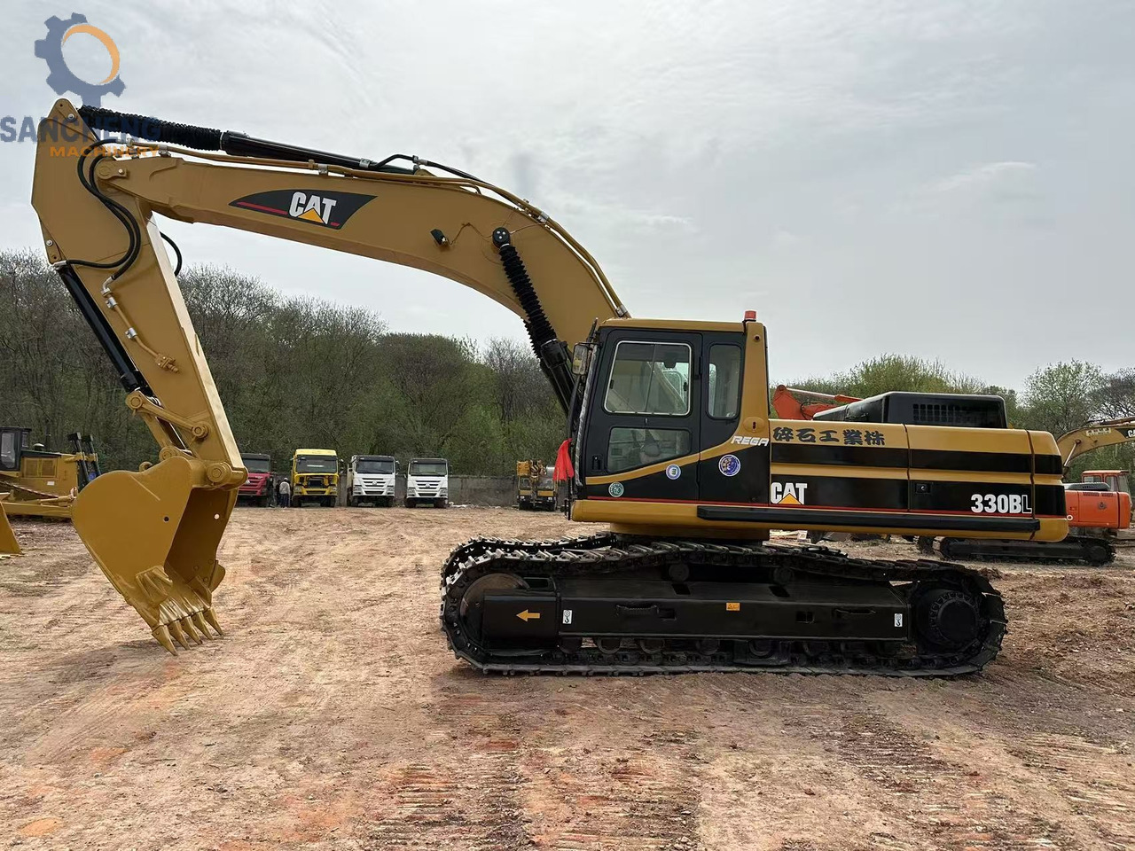 CATERPILLAR 330BL - Excavator pe şenile: Foto 1 CATERPILLAR 330BL - Excavator pe şenile: Foto 1