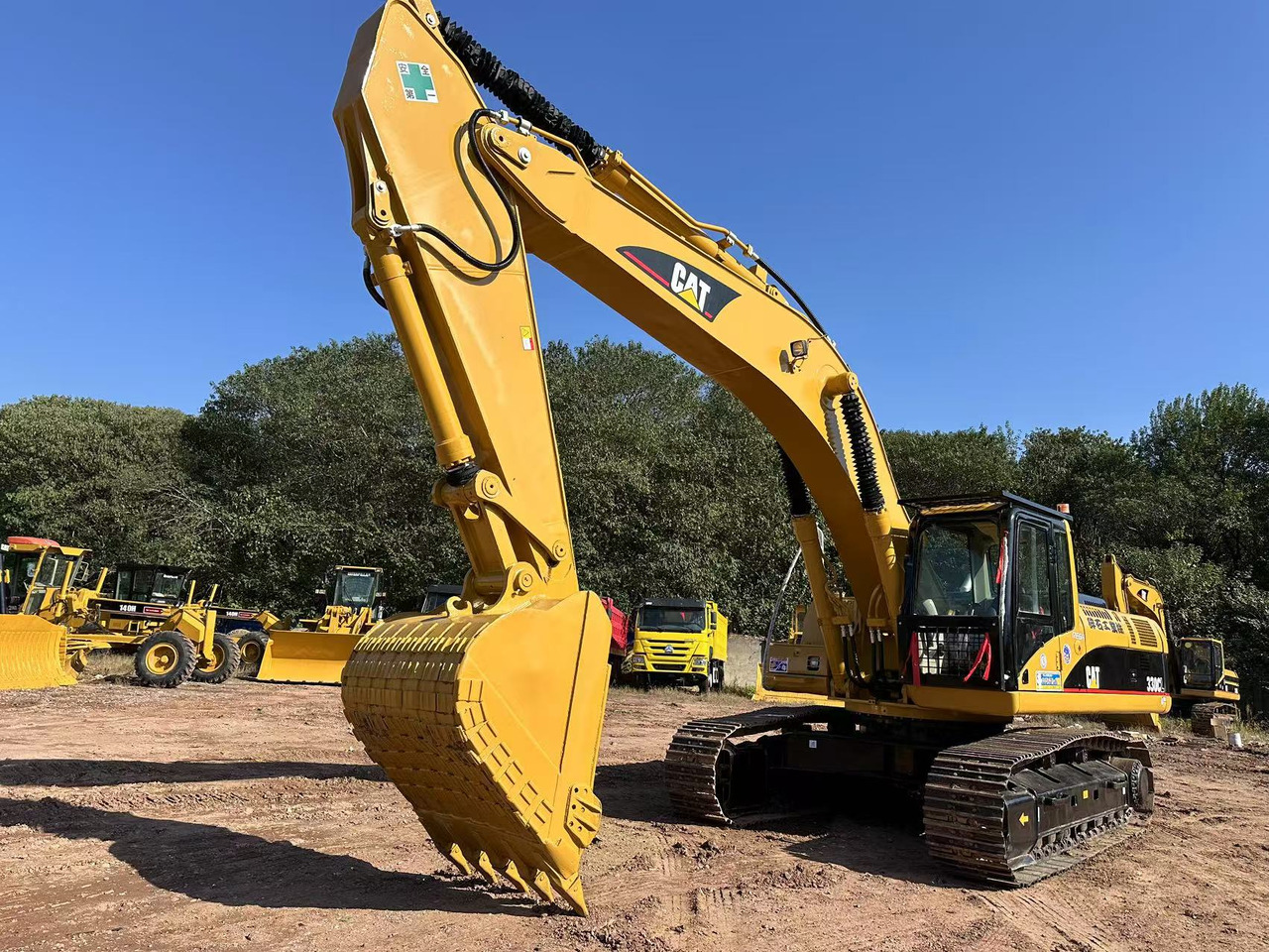Excavator CATERPILLAR 330C: Foto 1