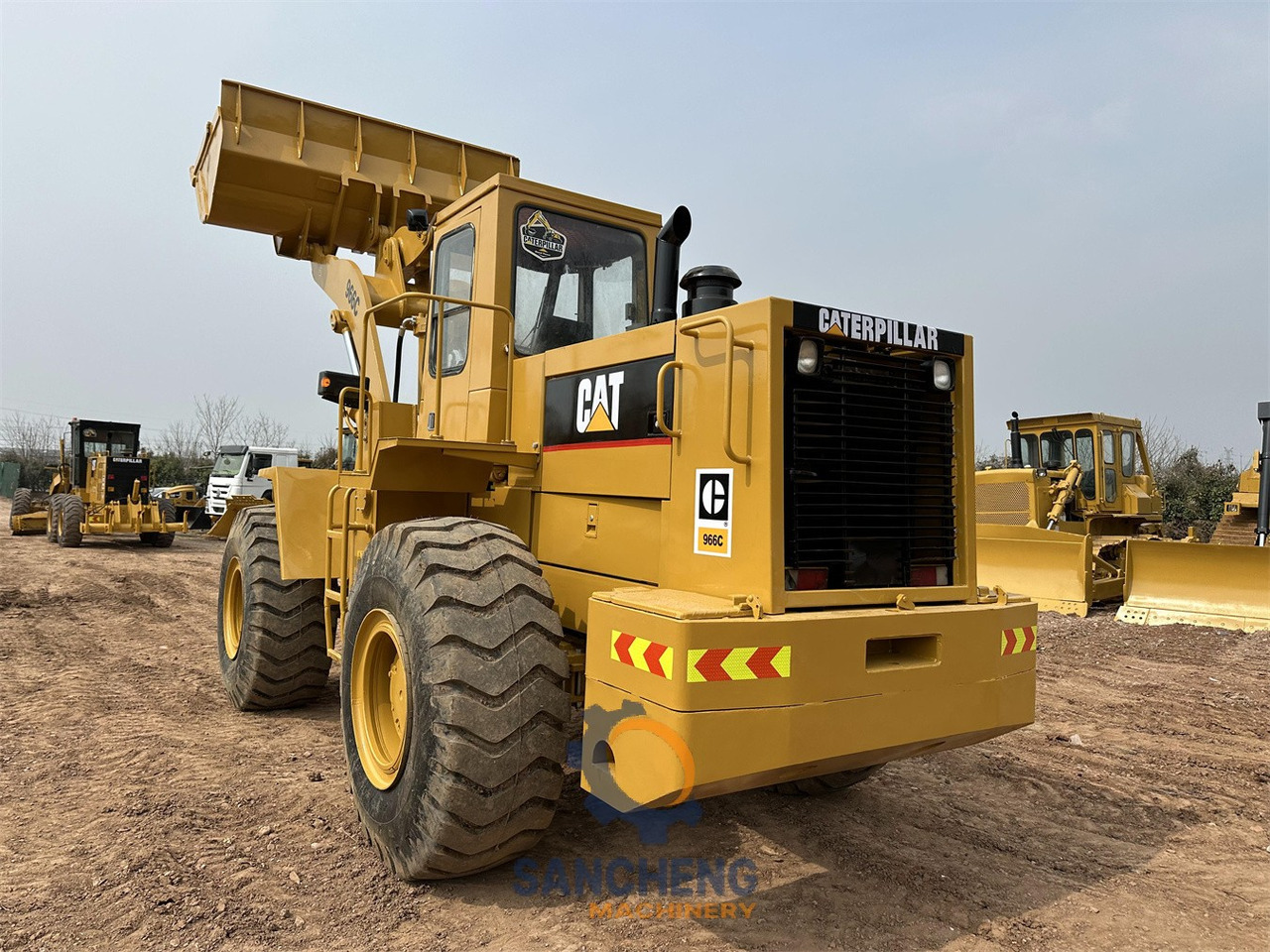 CATERPILLAR 966C wheel loader - Încărcător frontal pe pneuri: Foto 5 CATERPILLAR 966C wheel loader - Încărcător frontal pe pneuri: Foto 5