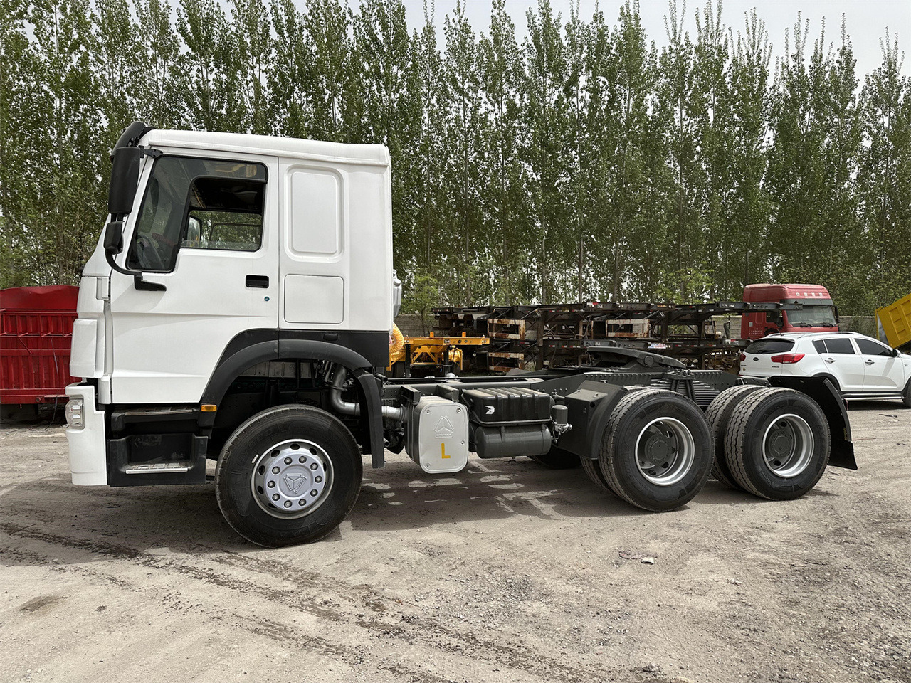 SINOTRUK Howo 371hp Truck Head - Cap tractor: Foto 5 SINOTRUK Howo 371hp Truck Head - Cap tractor: Foto 5