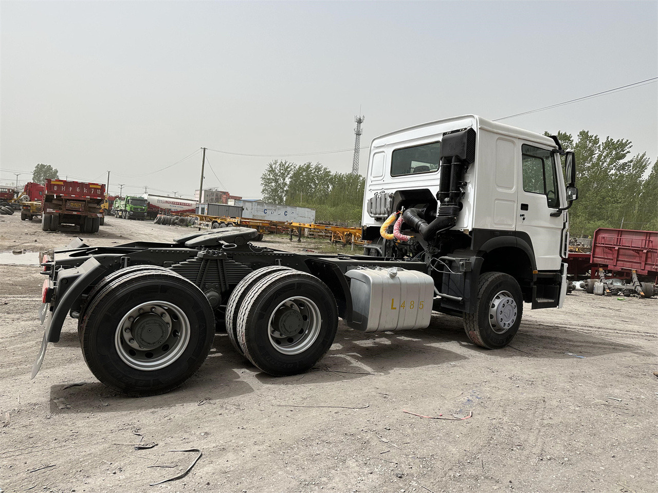 SINOTRUK Howo 371hp Truck Head - Cap tractor: Foto 3 SINOTRUK Howo 371hp Truck Head - Cap tractor: Foto 3
