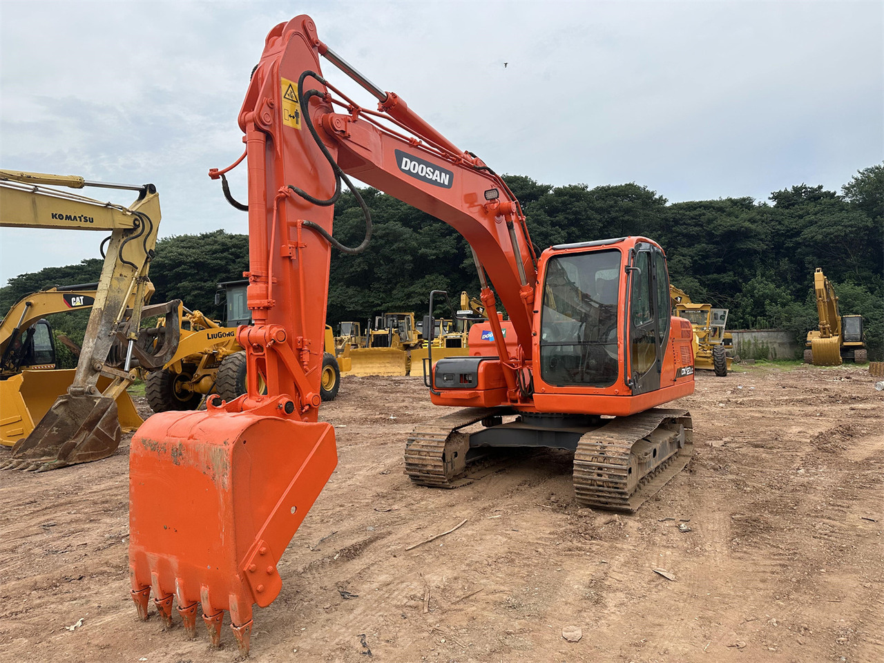 Doosan DX120 - Excavator pe şenile: Foto 5 Doosan DX120 - Excavator pe şenile: Foto 5