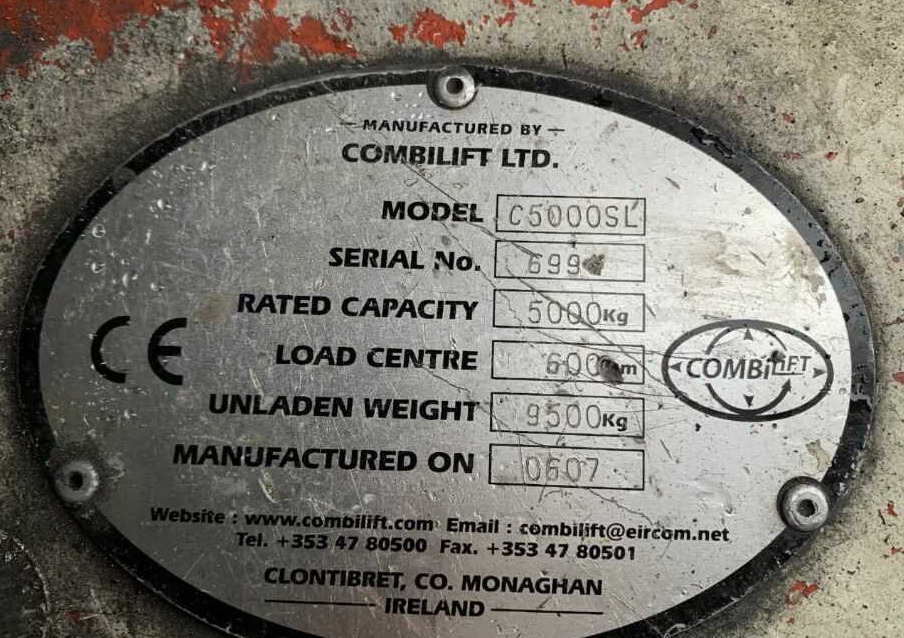 Combilift C5000SL - Stivuitor cu catarg retractabil, cu schimbare rapidă de direcţie: Foto 3 Combilift C5000SL - Stivuitor cu catarg retractabil, cu schimbare rapidă de direcţie: Foto 3
