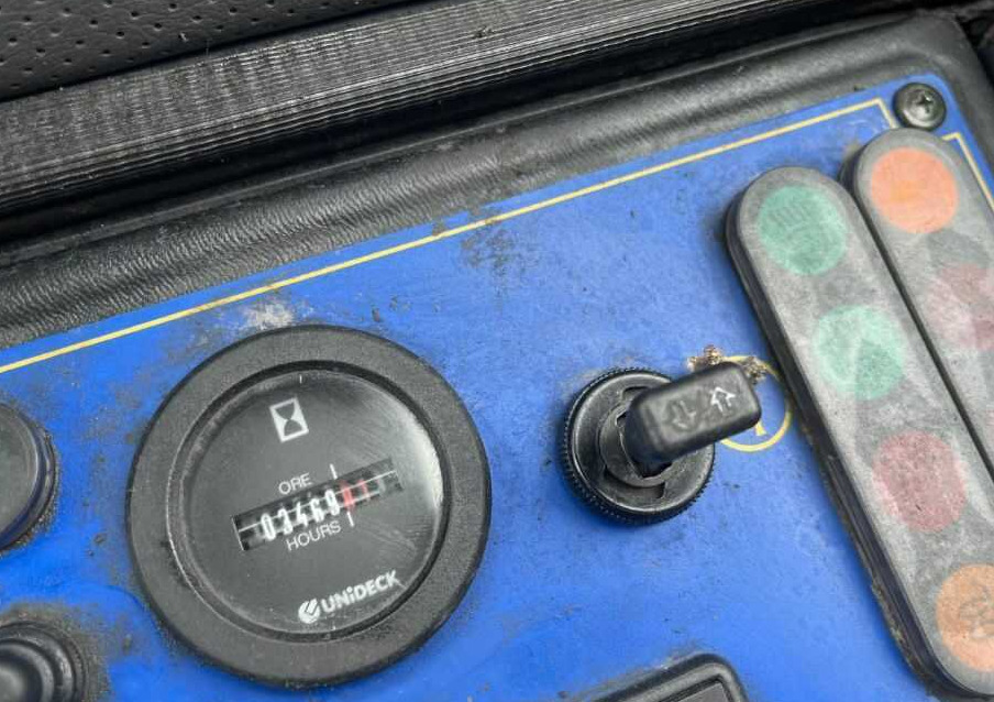 Dulevo 100BK - Mașină de măturat industrială: Foto 5 Dulevo 100BK - Mașină de măturat industrială: Foto 5