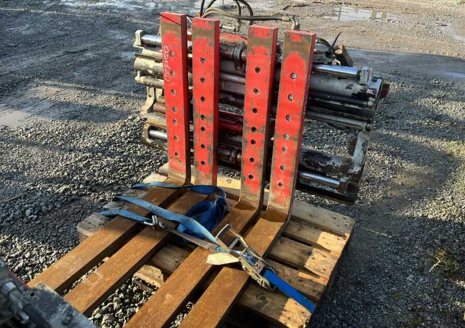 Durwen DPK35C2-SP - Furci: Foto 1 Durwen DPK35C2-SP - Furci: Foto 1