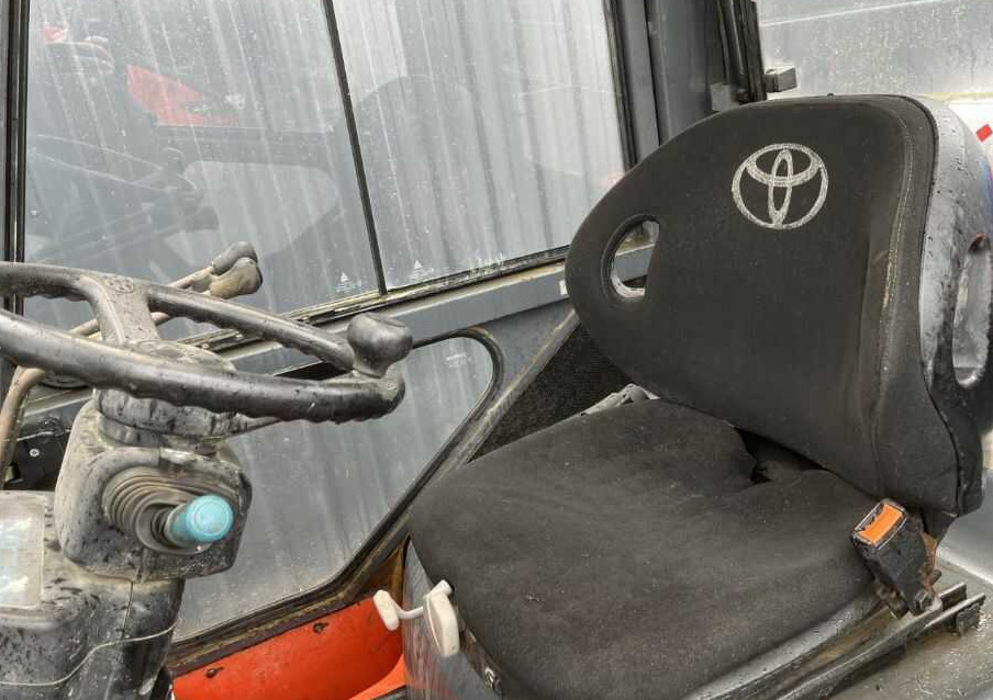 Stivuitor GPL Jungheinrich 7FGF30: Foto 6 Stivuitor GPL Jungheinrich 7FGF30: Foto 6