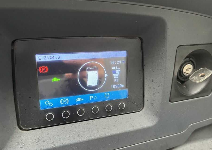 Jungheinrich ETV216 - Stivuitor cu catarg retractabil: Foto 5 Jungheinrich ETV216 - Stivuitor cu catarg retractabil: Foto 5