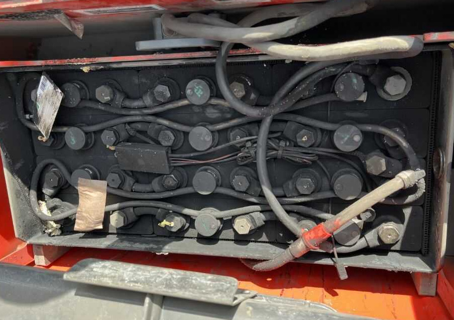 Linde D12AP - Transpalet la mare înălţime: Foto 5 Linde D12AP - Transpalet la mare înălţime: Foto 5