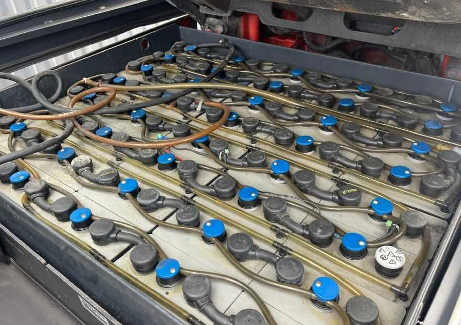 Linde E30L-01 - Electrostivuitor: Foto 5 Linde E30L-01 - Electrostivuitor: Foto 5