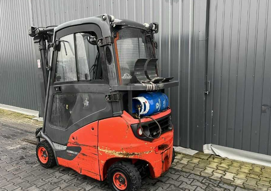 Linde H16T-01 - Stivuitor GPL: Foto 3 Linde H16T-01 - Stivuitor GPL: Foto 3