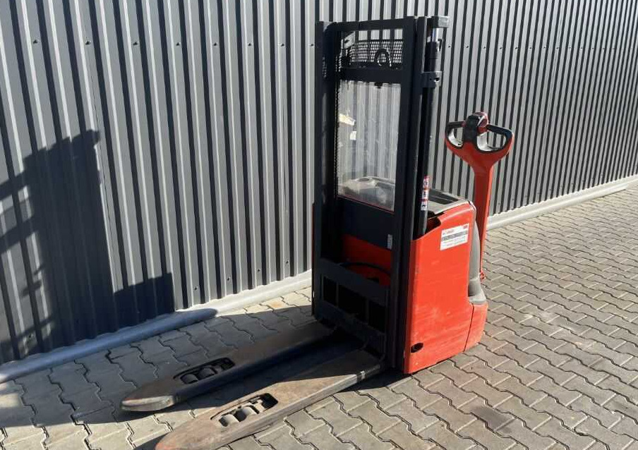 Linde L12L - Transpalet la mare înălţime: Foto 1 Linde L12L - Transpalet la mare înălţime: Foto 1