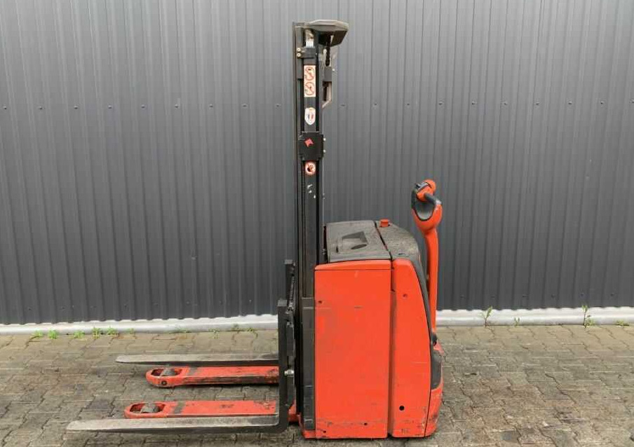 Linde L16 - Transpalet la mare înălţime: Foto 2 Linde L16 - Transpalet la mare înălţime: Foto 2