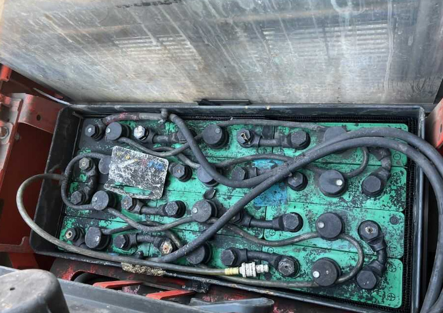 Linde L16 - Transpalet la mare înălţime: Foto 3 Linde L16 - Transpalet la mare înălţime: Foto 3