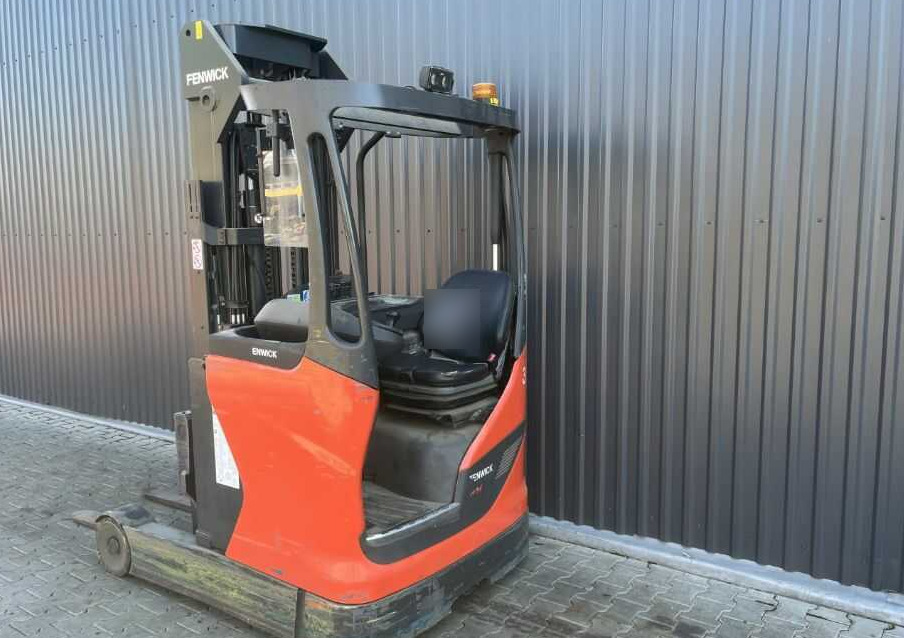 Linde R14-01 - Stivuitor cu catarg retractabil: Foto 3 Linde R14-01 - Stivuitor cu catarg retractabil: Foto 3