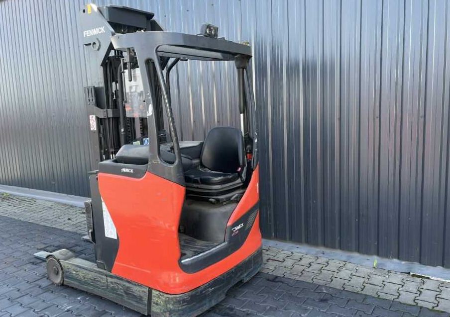 Linde R14-01 - Stivuitor cu catarg retractabil: Foto 3 Linde R14-01 - Stivuitor cu catarg retractabil: Foto 3