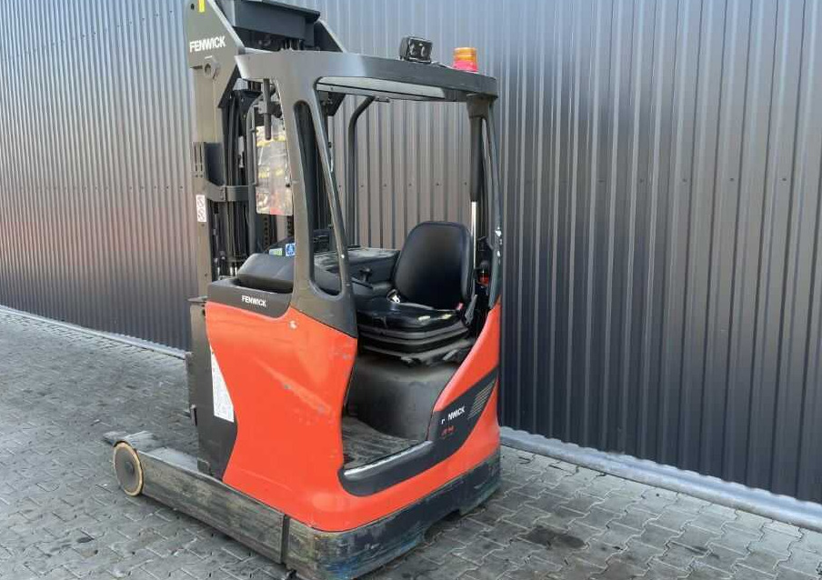 Linde R14-01 - Stivuitor cu catarg retractabil: Foto 3 Linde R14-01 - Stivuitor cu catarg retractabil: Foto 3