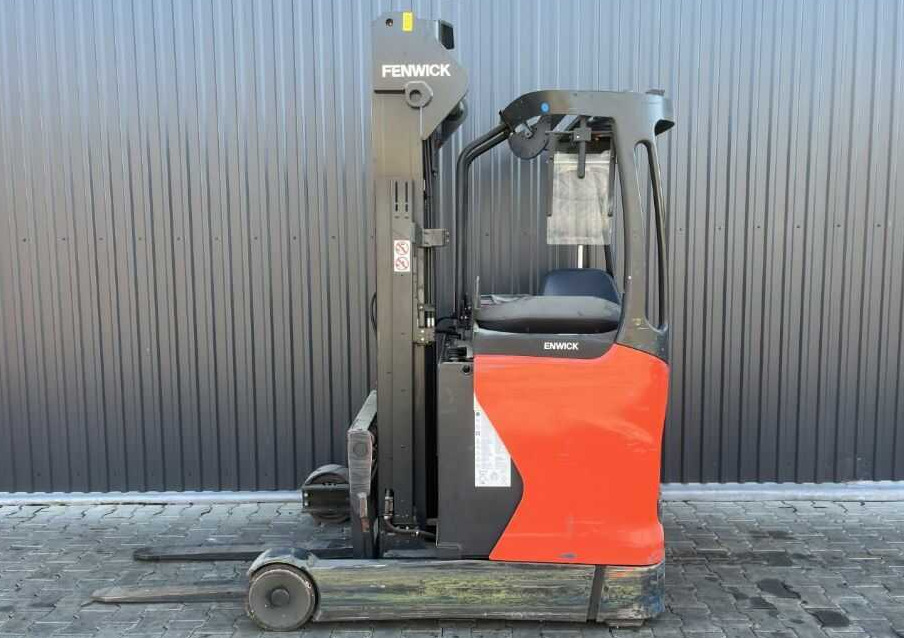 Linde R14-01 - Stivuitor cu catarg retractabil: Foto 2 Linde R14-01 - Stivuitor cu catarg retractabil: Foto 2