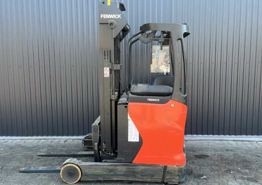 Linde R14-01 - Stivuitor cu catarg retractabil: Foto 2 Linde R14-01 - Stivuitor cu catarg retractabil: Foto 2