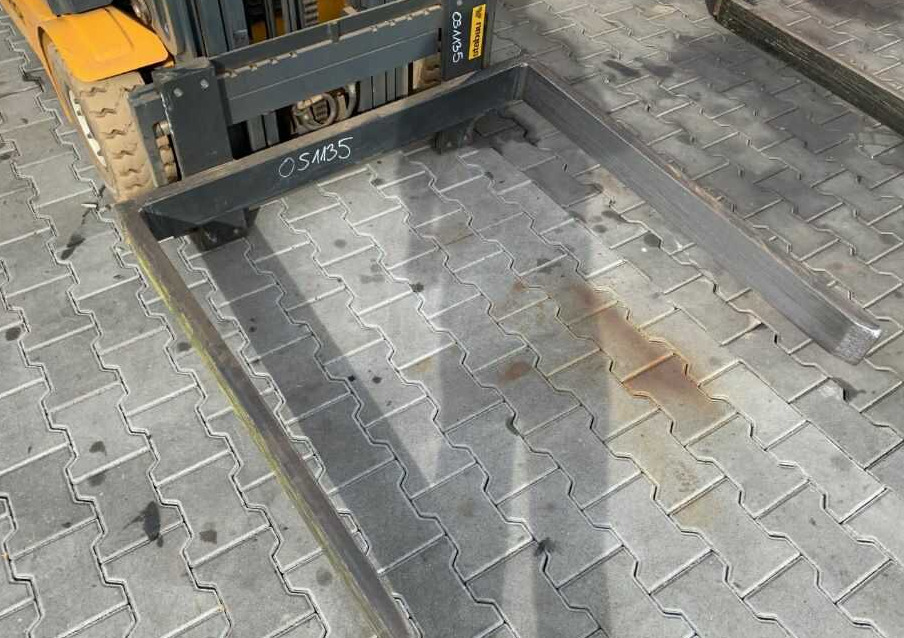 Stabau Traverse Stabau S26 - Furci pentru Stivuitor: Foto 3 Stabau Traverse Stabau S26 - Furci pentru Stivuitor: Foto 3