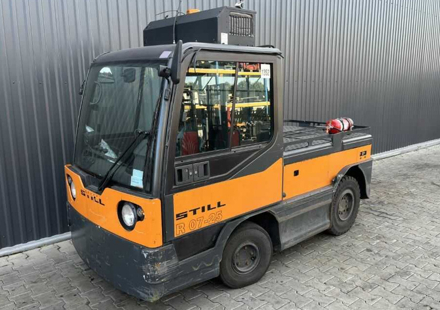 Still R07-25 - Tractor electric: Foto 1 Still R07-25 - Tractor electric: Foto 1