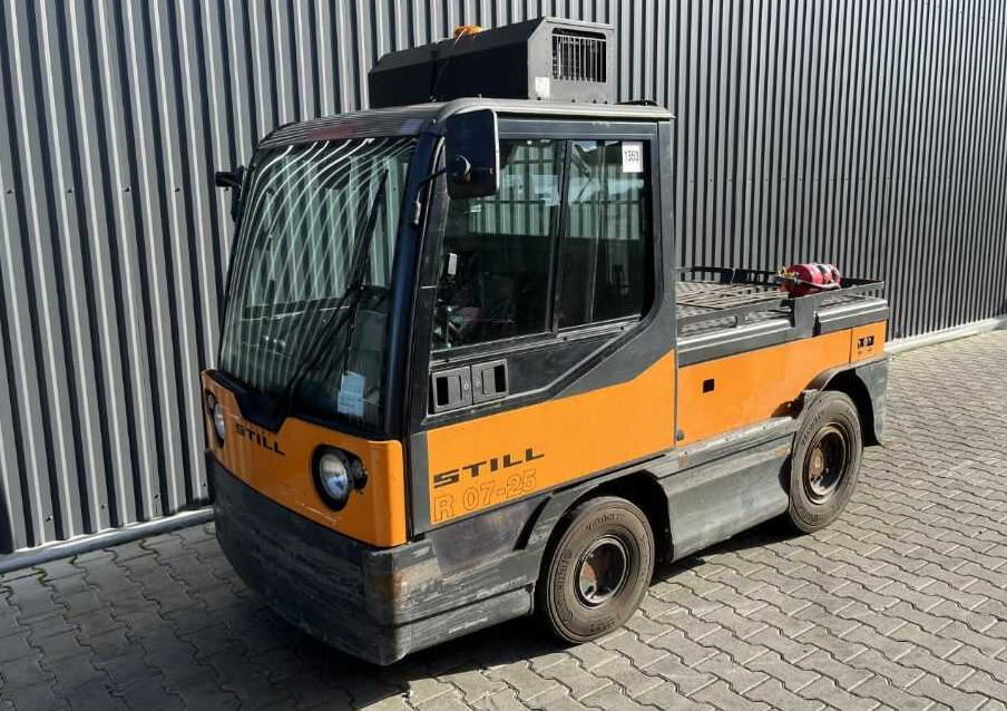 Still R07-25 - Tractor electric: Foto 1 Still R07-25 - Tractor electric: Foto 1