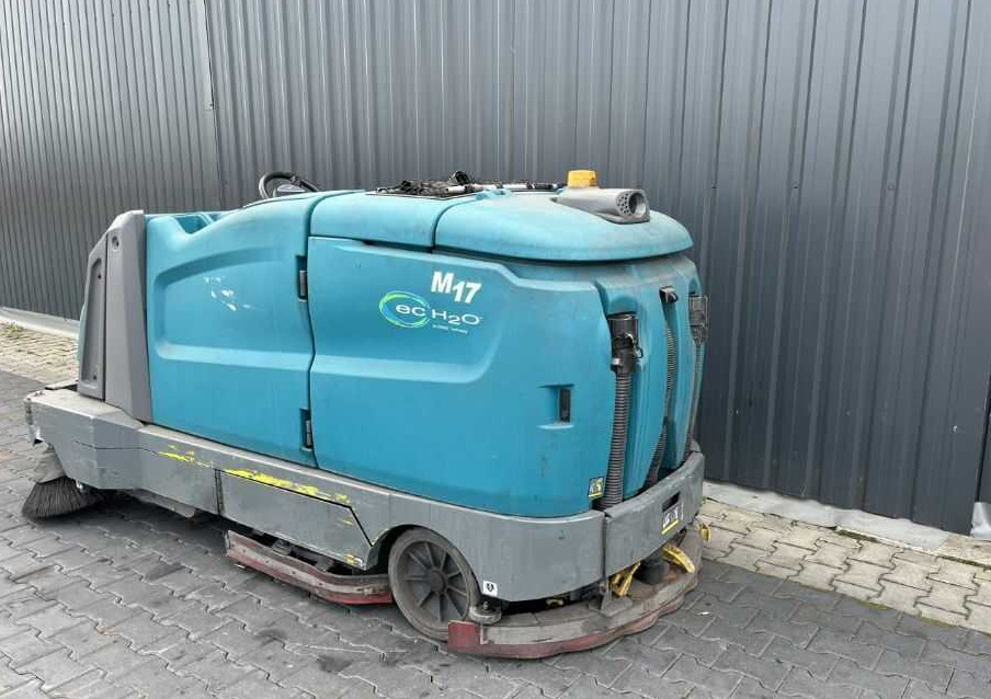 Tennant M17 - Aspirator industrial: Foto 3 Tennant M17 - Aspirator industrial: Foto 3