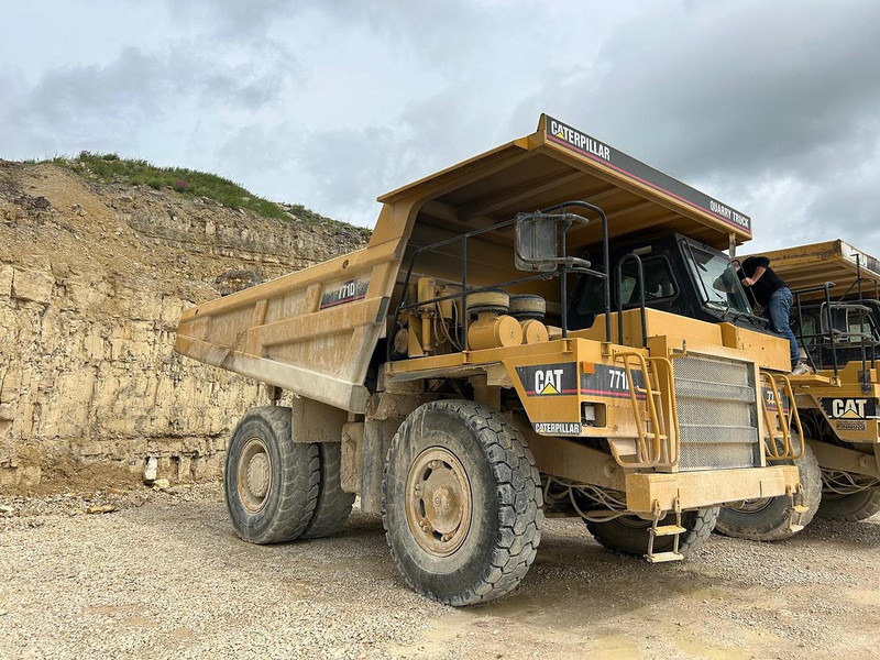 Caterpillar 771D - Autobasculantă: Foto 1 Caterpillar 771D - Autobasculantă: Foto 1