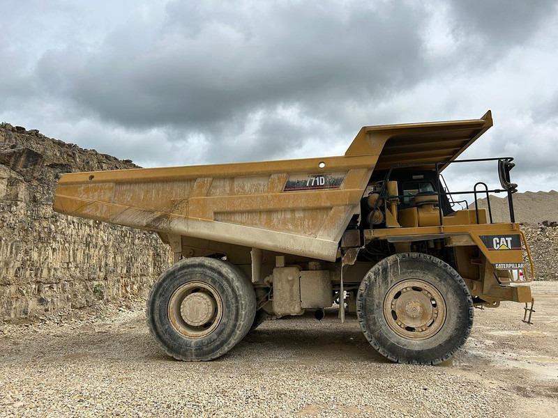 Caterpillar 771D - Autobasculantă: Foto 3 Caterpillar 771D - Autobasculantă: Foto 3