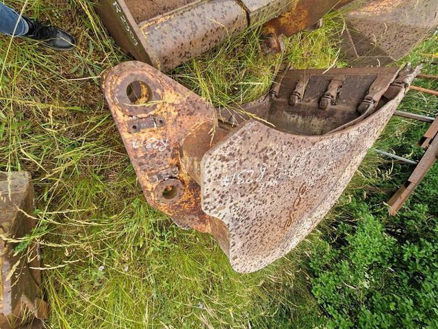 Esco Liebherr 912 - Cupă excavator: Foto 1 Esco Liebherr 912 - Cupă excavator: Foto 1