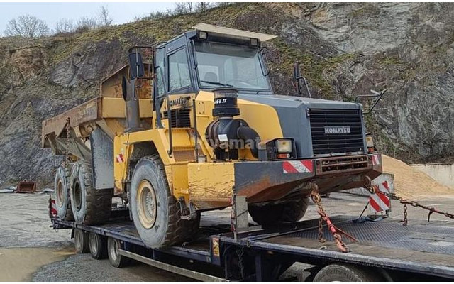 Komatsu HM300-2 - Autobasculantă: Foto 2 Komatsu HM300-2 - Autobasculantă: Foto 2