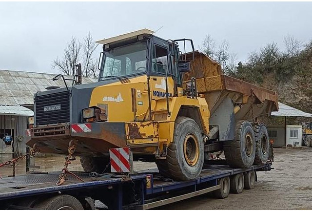 Komatsu HM300-2 - Autobasculantă: Foto 1 Komatsu HM300-2 - Autobasculantă: Foto 1