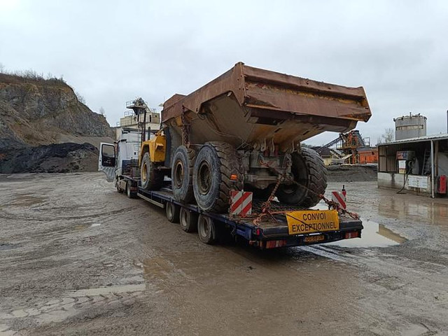 Komatsu HM300-2 - Autobasculantă: Foto 4 Komatsu HM300-2 - Autobasculantă: Foto 4