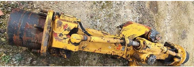 Liebherr 922 - Punte şi piese: Foto 3 Liebherr 922 - Punte şi piese: Foto 3