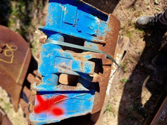 MORIN MORIN M2 - Cupă excavator: Foto 3 MORIN MORIN M2 - Cupă excavator: Foto 3