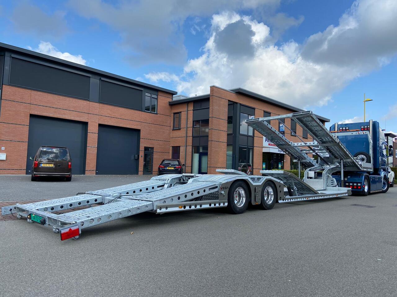 Vegafix (2 Axle Truck Carrier) - Semiremorcă transport auto: Foto 2 Vegafix (2 Axle Truck Carrier) - Semiremorcă transport auto: Foto 2