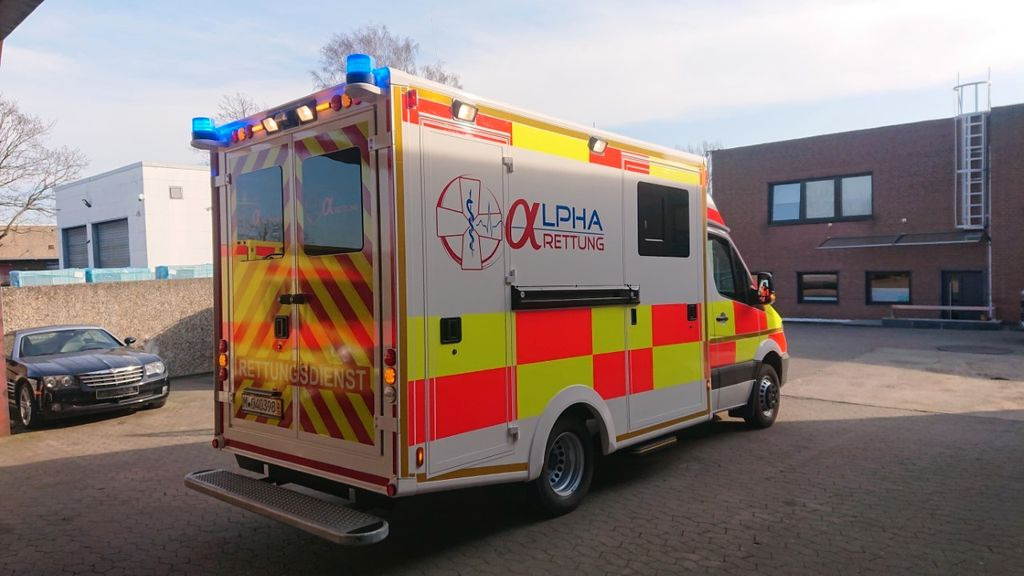 Mercedes-Benz Sprinter 519 ATM 0 KM WAS Koffer Mercedes-Benz Sprinter 519 ATM 0 KM WAS Koffer - Ambulanță: Foto 4 Mercedes-Benz Sprinter 519 ATM 0 KM WAS Koffer Mercedes-Benz Sprinter 519 ATM 0 KM WAS Koffer - Ambulanță: Foto 4