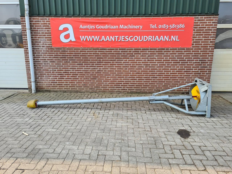 MESTMIXER Reck 4000 mm - Gebruikt - Imprastietor îngrăşăminte: Foto 1 MESTMIXER Reck 4000 mm - Gebruikt - Imprastietor îngrăşăminte: Foto 1