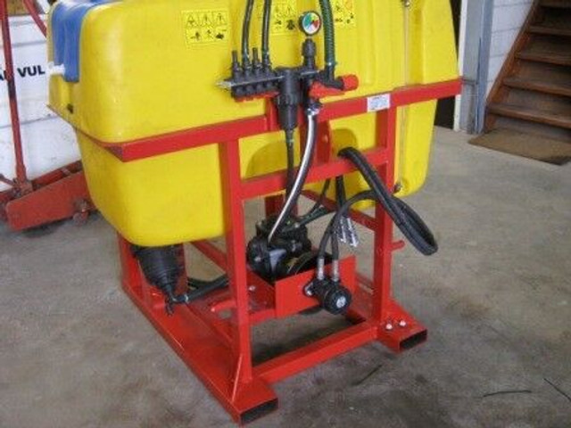 Veldspuit - Maşină de erbicidat purtata: Foto 2 Veldspuit - Maşină de erbicidat purtata: Foto 2