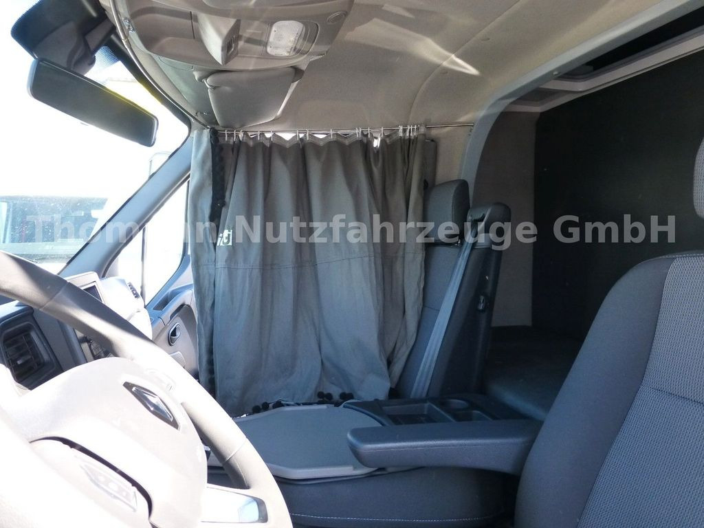 Autoutilitară cu prelată nou Renault Pritsche Plane mit Schlafkabine hinten Renault Pritsche Plane mit Schlafkabine hinten: Foto 21 Autoutilitară cu prelată nou Renault Pritsche Plane mit Schlafkabine hinten Renault Pritsche Plane mit Schlafkabine hinten: Foto 21