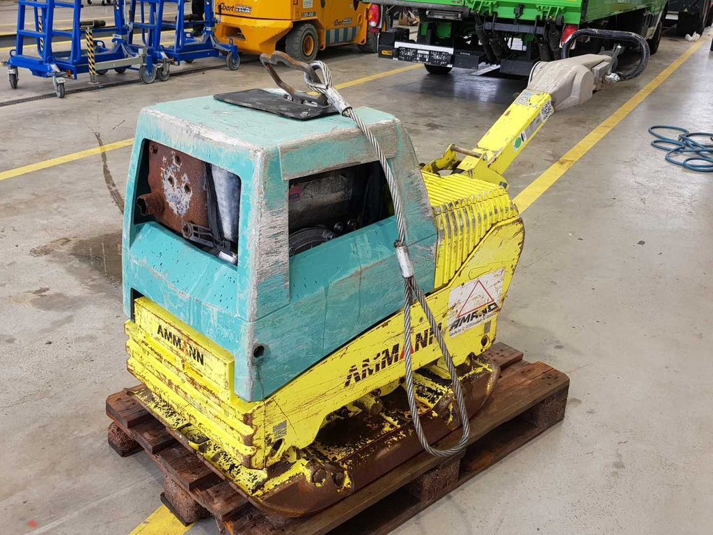 Ammann APH 6530 Rüttelplatte / 539kg / 2018 / Diesel Ammann APH 6530 Rüttelplatte / 539kg / 2018 / Diesel - Placă compactoare: Foto 5 Ammann APH 6530 Rüttelplatte / 539kg / 2018 / Diesel Ammann APH 6530 Rüttelplatte / 539kg / 2018 / Diesel - Placă compactoare: Foto 5