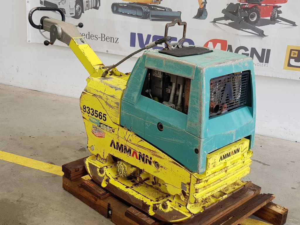 Ammann APH 6530 Rüttelplatte / 539kg / 2018 / Diesel Ammann APH 6530 Rüttelplatte / 539kg / 2018 / Diesel - Placă compactoare: Foto 3 Ammann APH 6530 Rüttelplatte / 539kg / 2018 / Diesel Ammann APH 6530 Rüttelplatte / 539kg / 2018 / Diesel - Placă compactoare: Foto 3