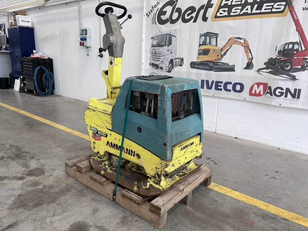 Ammann APH 6530 Rüttelplatte / 539kg / 2018 / Diesel Ammann APH 6530 Rüttelplatte / 539kg / 2018 / Diesel - Placă compactoare: Foto 3 Ammann APH 6530 Rüttelplatte / 539kg / 2018 / Diesel Ammann APH 6530 Rüttelplatte / 539kg / 2018 / Diesel - Placă compactoare: Foto 3