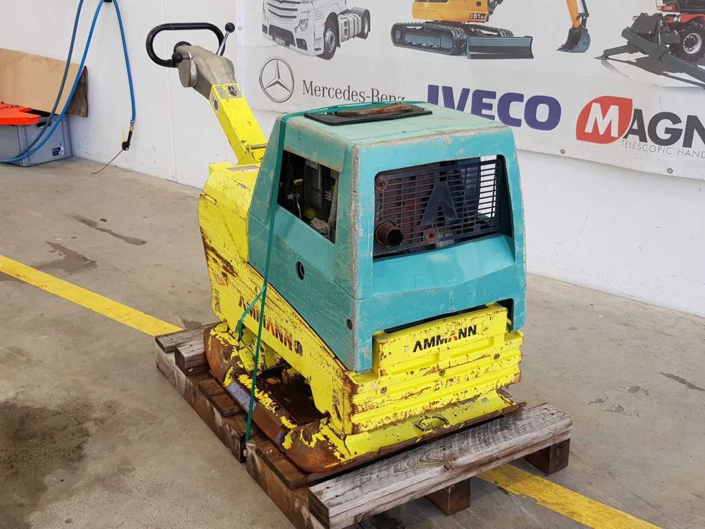Ammann APH 6530 Rüttelplatte / 539kg / 2018 / Diesel Ammann APH 6530 Rüttelplatte / 539kg / 2018 / Diesel - Placă compactoare: Foto 4 Ammann APH 6530 Rüttelplatte / 539kg / 2018 / Diesel Ammann APH 6530 Rüttelplatte / 539kg / 2018 / Diesel - Placă compactoare: Foto 4