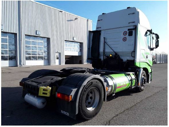 Iveco AS440S40T/P NG LNG Erdgas Intarder 3 Stück Iveco AS440S40T/P NG LNG Erdgas Intarder 3 Stück - Cap tractor: Foto 3 Iveco AS440S40T/P NG LNG Erdgas Intarder 3 Stück Iveco AS440S40T/P NG LNG Erdgas Intarder 3 Stück - Cap tractor: Foto 3