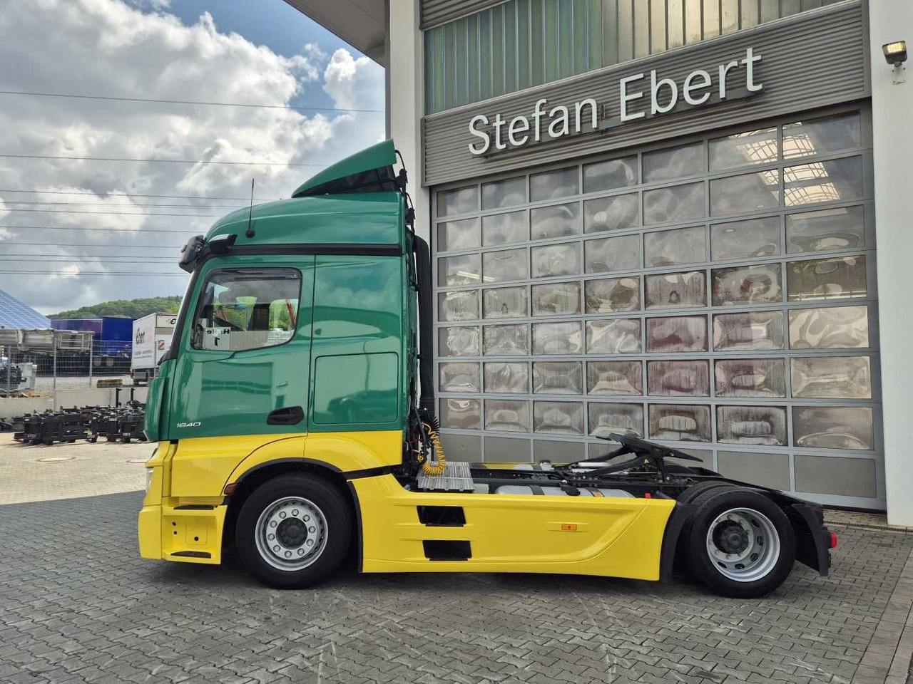 Mercedes-Benz Actros 1840 LSnRL Retarder Hubsattelplatte Xenon - Cap tractor: Foto 5 Mercedes-Benz Actros 1840 LSnRL Retarder Hubsattelplatte Xenon - Cap tractor: Foto 5